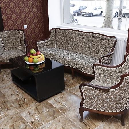 King Edward Hotel Тбилиси Екстериор снимка