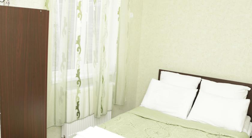 King Edward Hotel Тбилиси Стая снимка