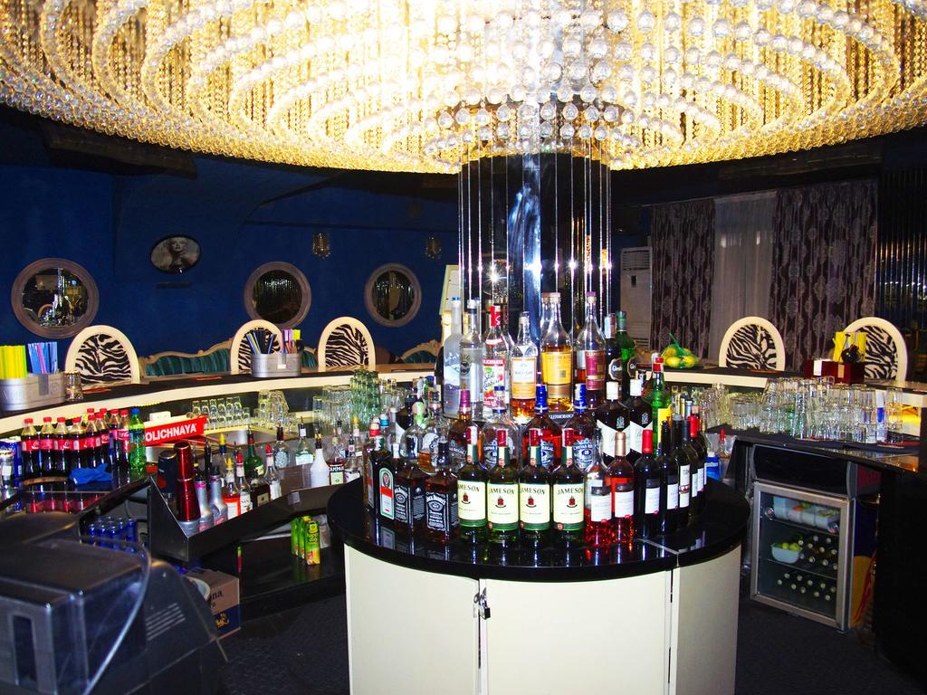 King Edward Hotel Тбилиси Екстериор снимка