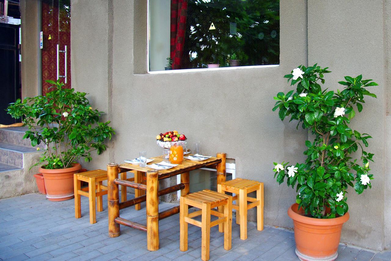 King Edward Hotel Тбилиси Екстериор снимка