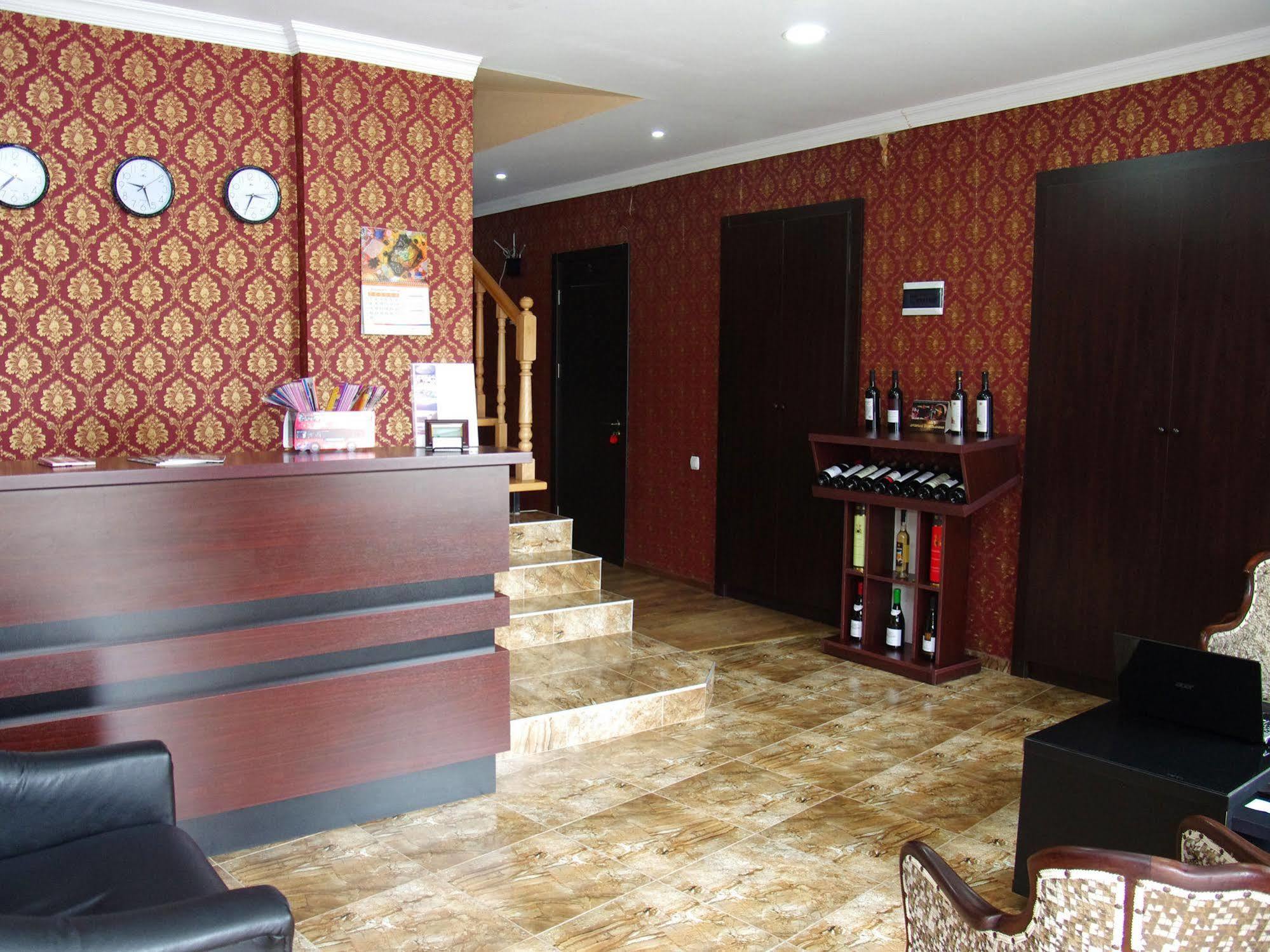 King Edward Hotel Тбилиси Екстериор снимка