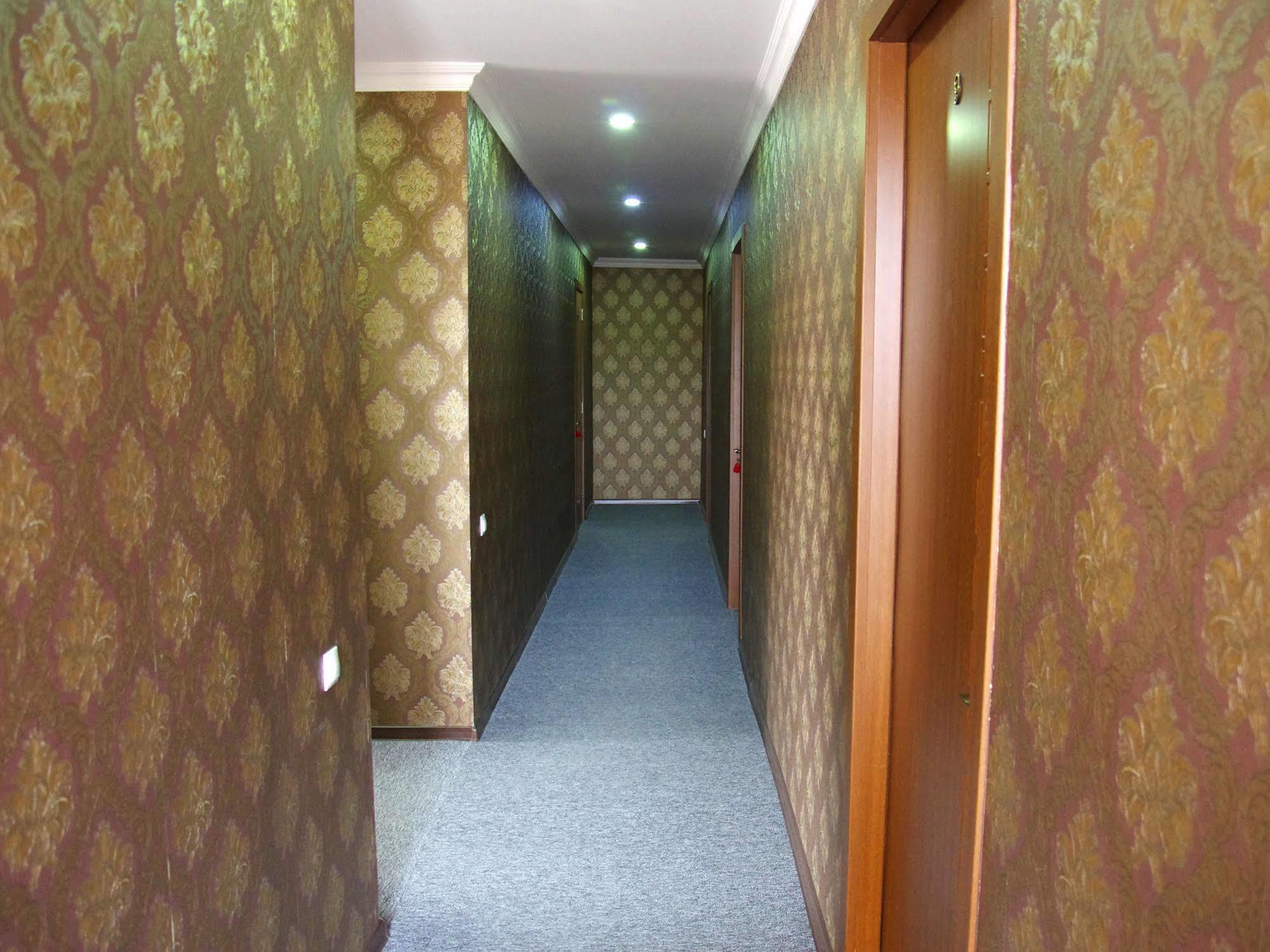 King Edward Hotel Тбилиси Екстериор снимка